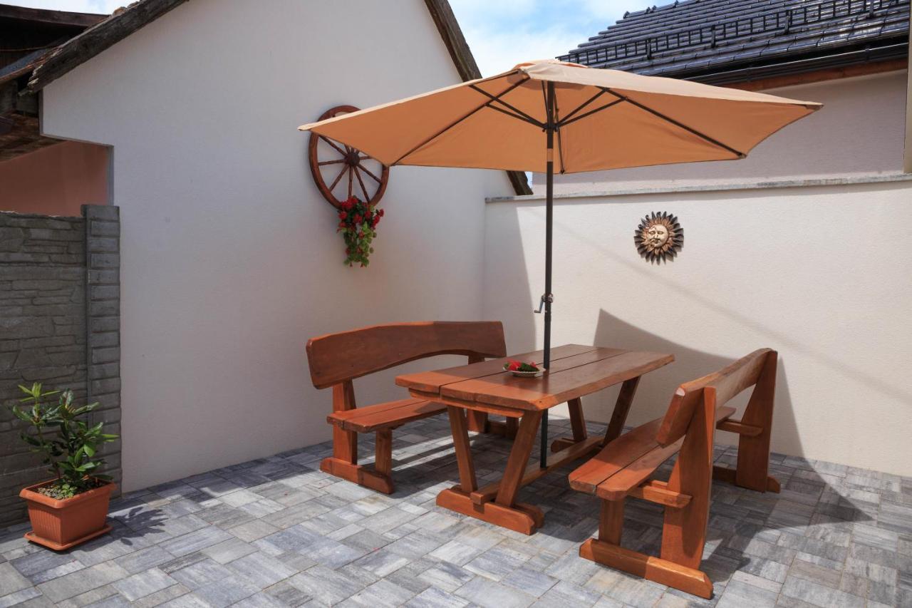 Villa Michaela Bešeňová Exteriér fotografie
